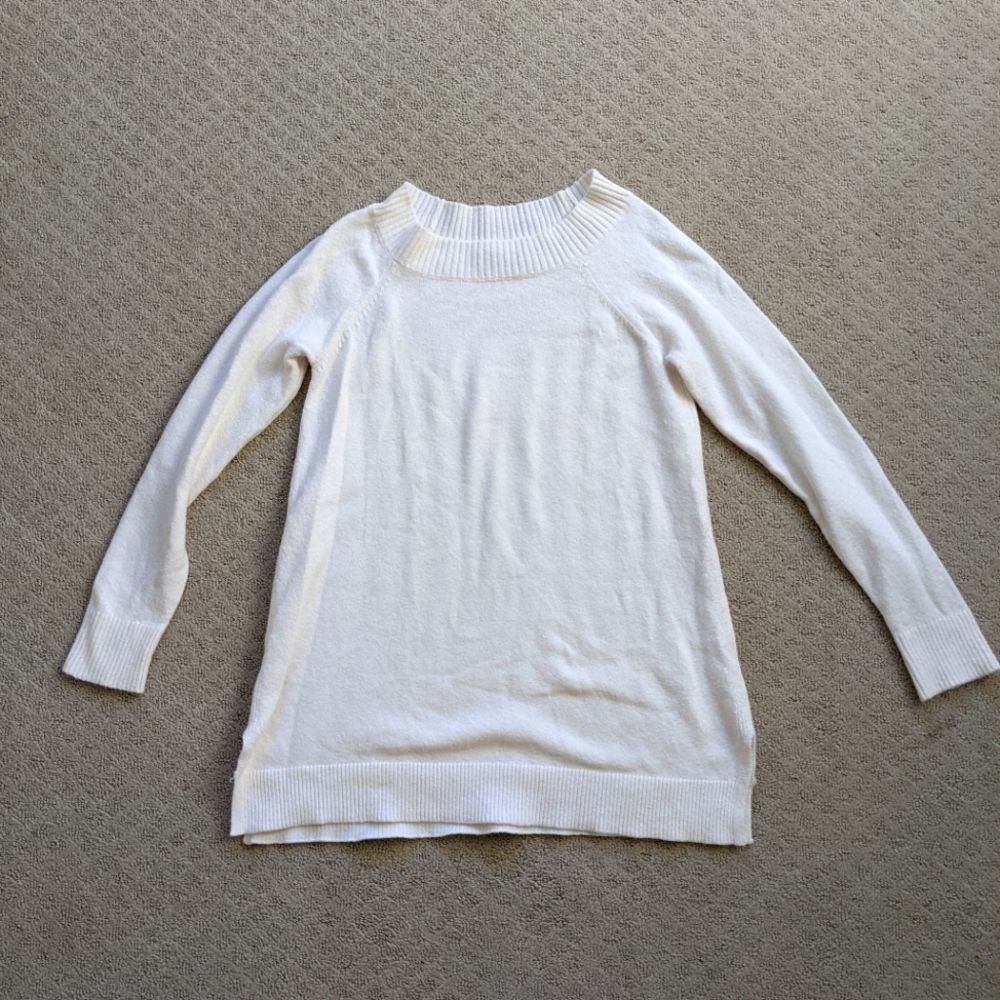 Ann Taylor Loft Scoop Neck Sweater